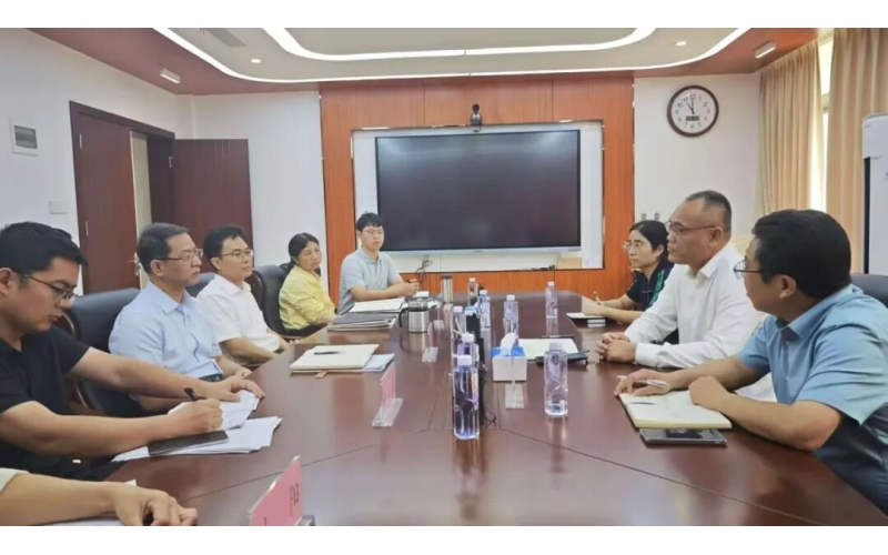 黄卓雄带队拜访海南省地震局